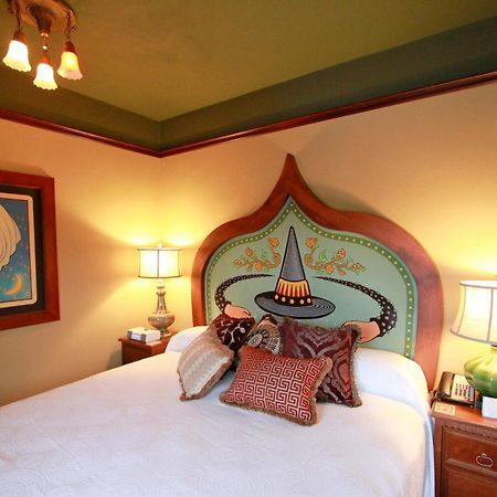 Mcmenamins Kennedy School Hotel พอร์ตแลนด์ ภายนอก รูปภาพ