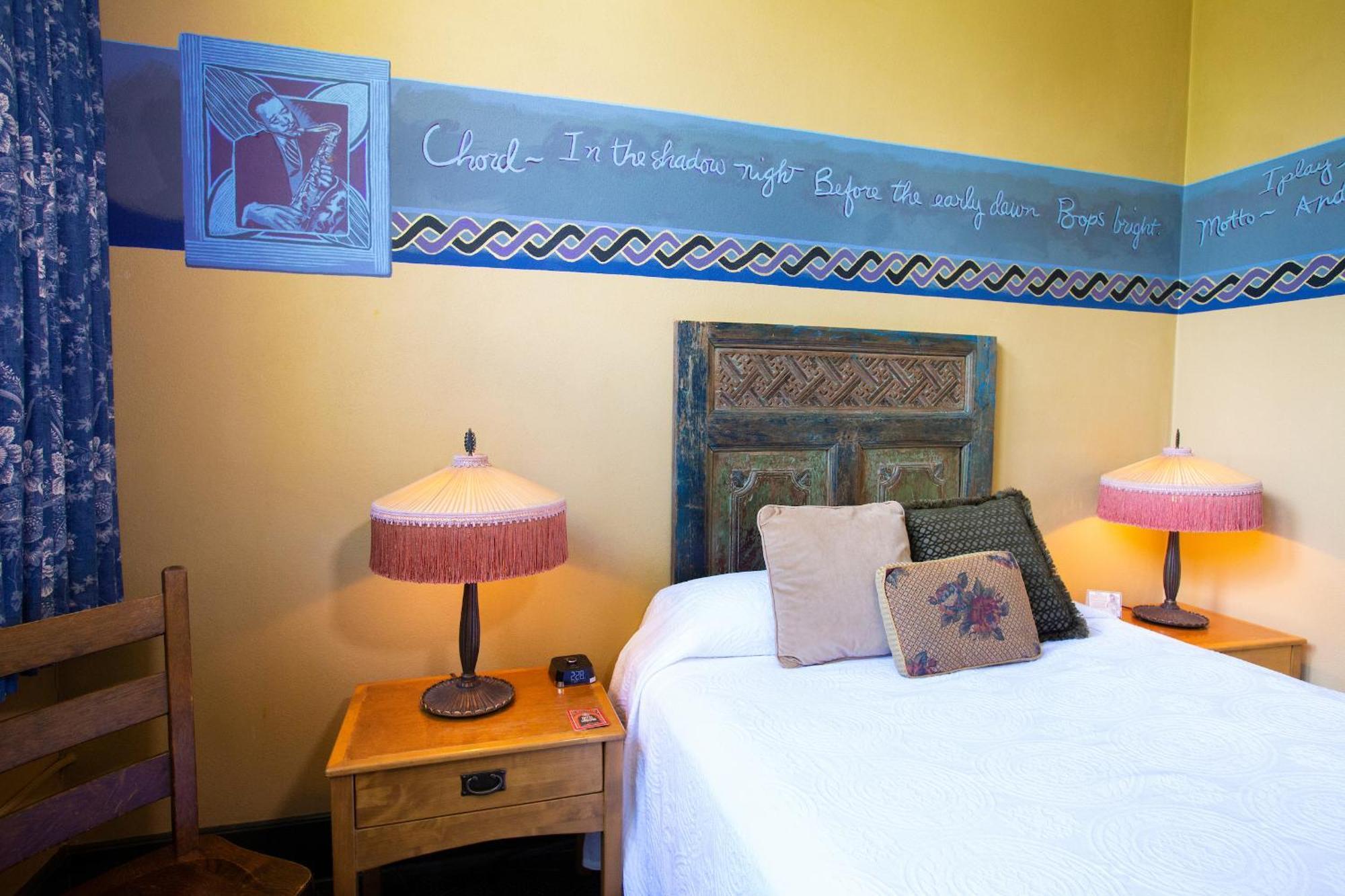 Mcmenamins Kennedy School Hotel พอร์ตแลนด์ ภายนอก รูปภาพ
